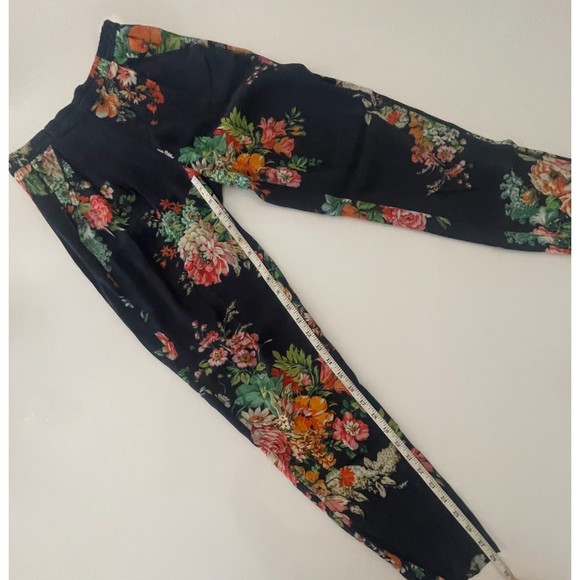 Zara Floral Pants - Picture 9 of 10